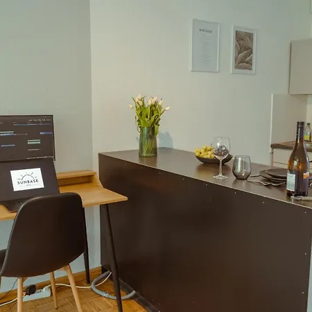 Studio Apartment Mit Parkplatz Oberesslingen Esterno foto