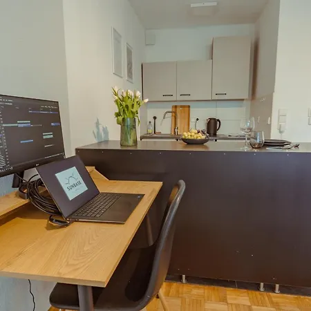 Studio Apartment Mit Parkplatz Oberesslingen Esterno foto