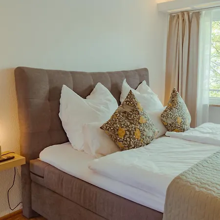 Studio Apartment Mit Parkplatz Oberesslingen Esterno foto